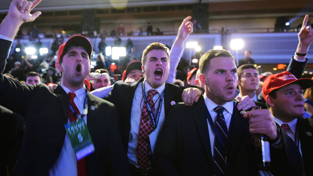 election-trump-supporters-1109